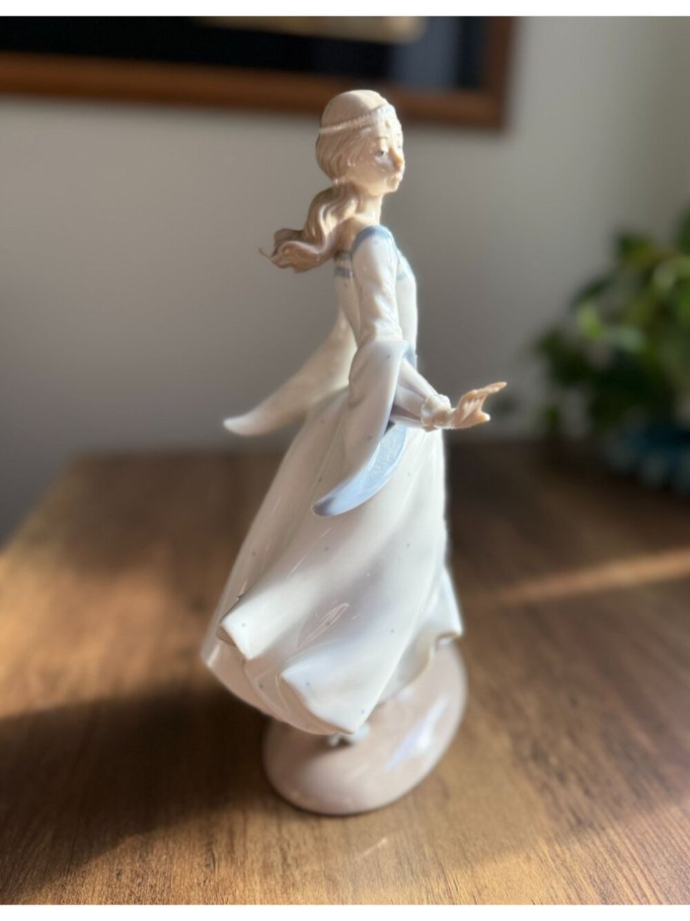 Vintage 1980s Lladro Cinderella Figurine With Original Box - Picture 6 of 7